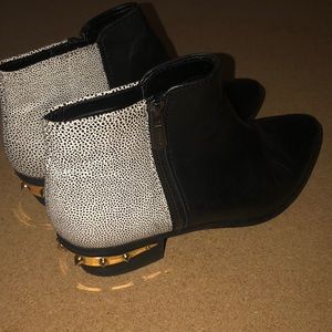 spike boots